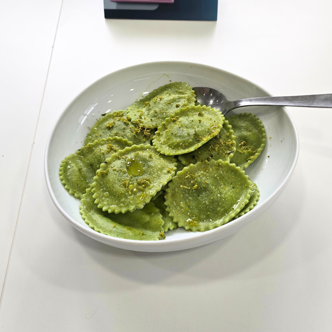 Massa Tortelli Mozzarella Pesto